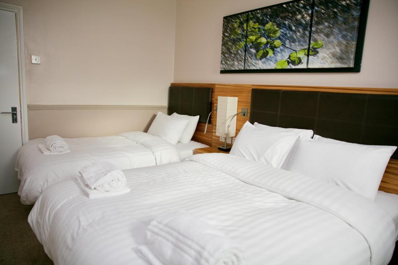 Uno Hotel Heathrow Windsor سلوف المظهر الخارجي الصورة