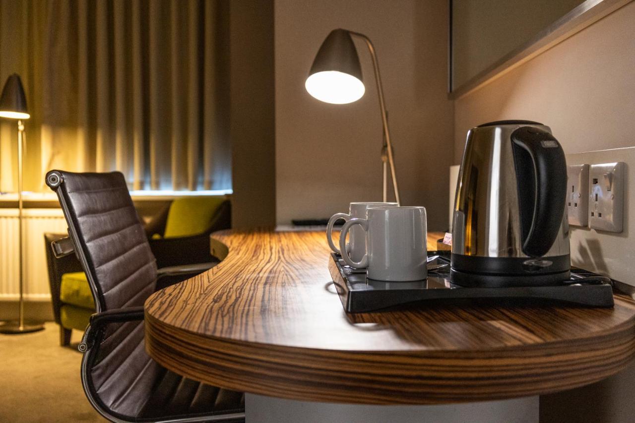 Uno Hotel Heathrow Windsor سلوف المظهر الخارجي الصورة