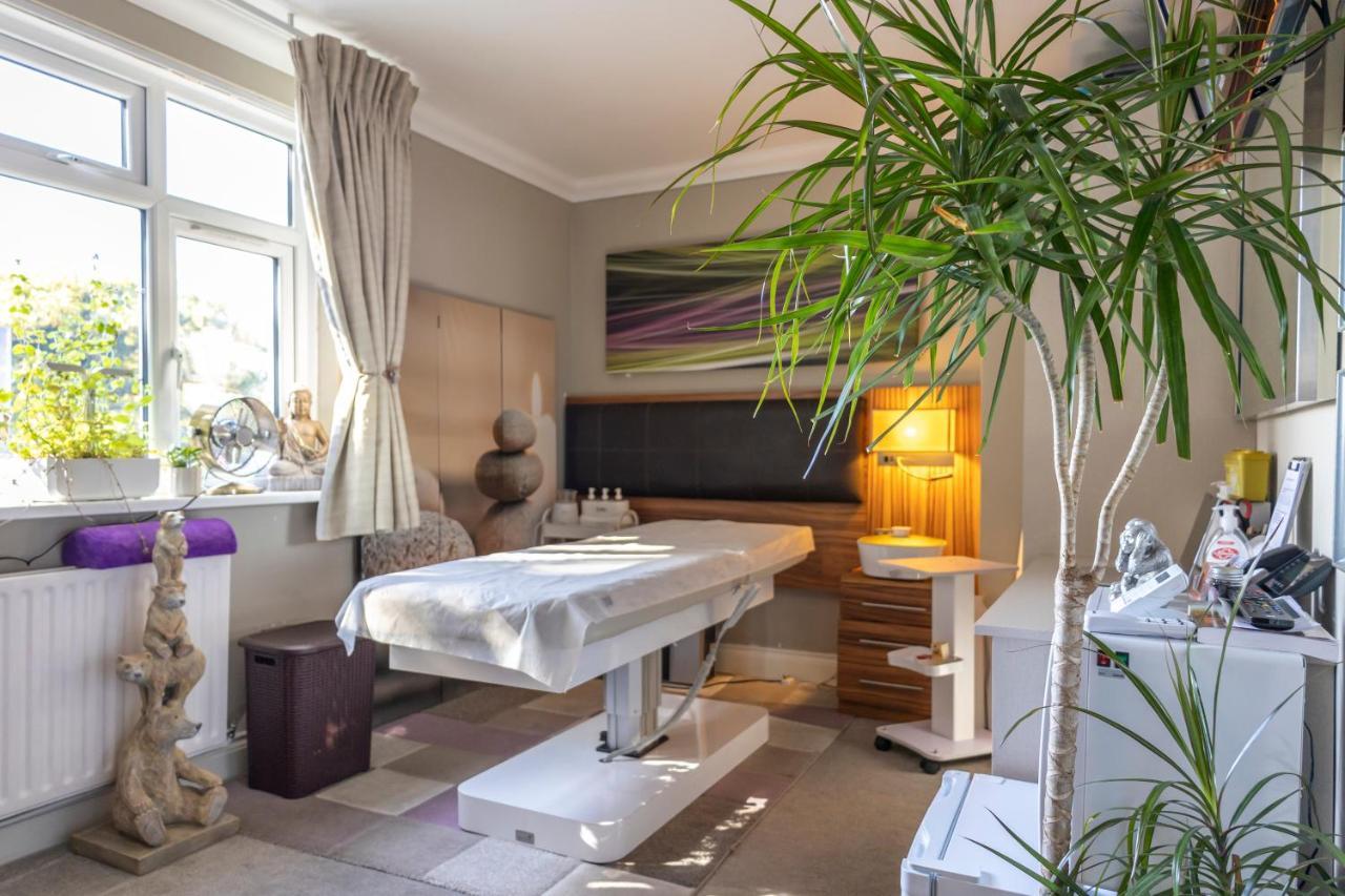 Uno Hotel Heathrow Windsor سلوف المظهر الخارجي الصورة