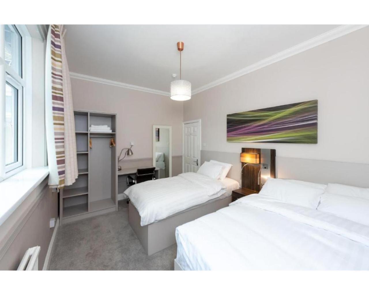 Uno Hotel Heathrow Windsor سلوف الغرفة الصورة