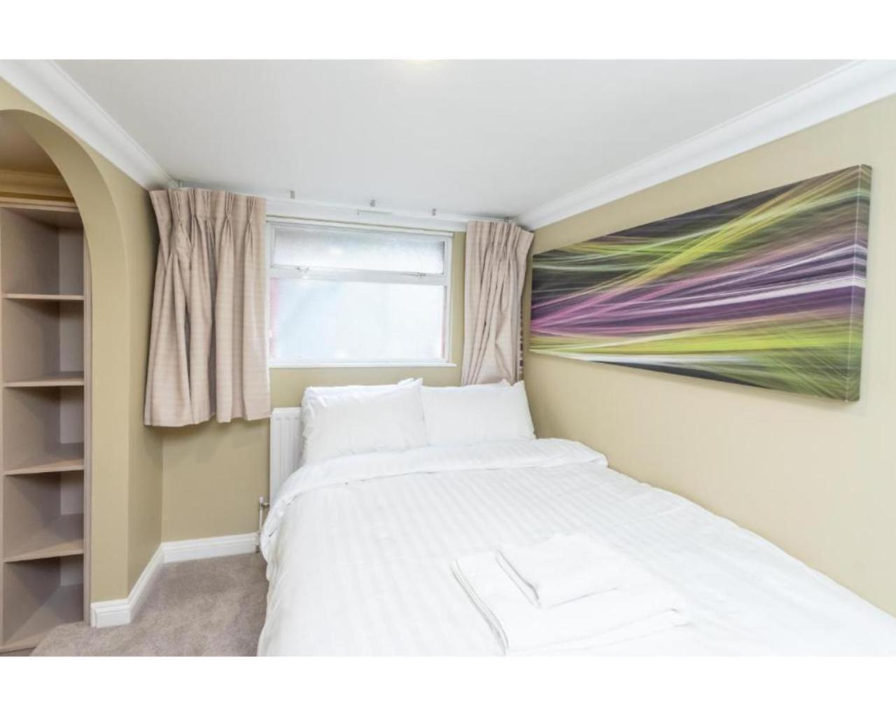 Uno Hotel Heathrow Windsor سلوف المظهر الخارجي الصورة